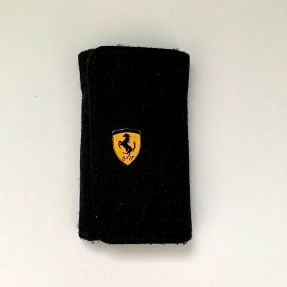 Ferrari Key chain wallet  - Picture 1 of 4